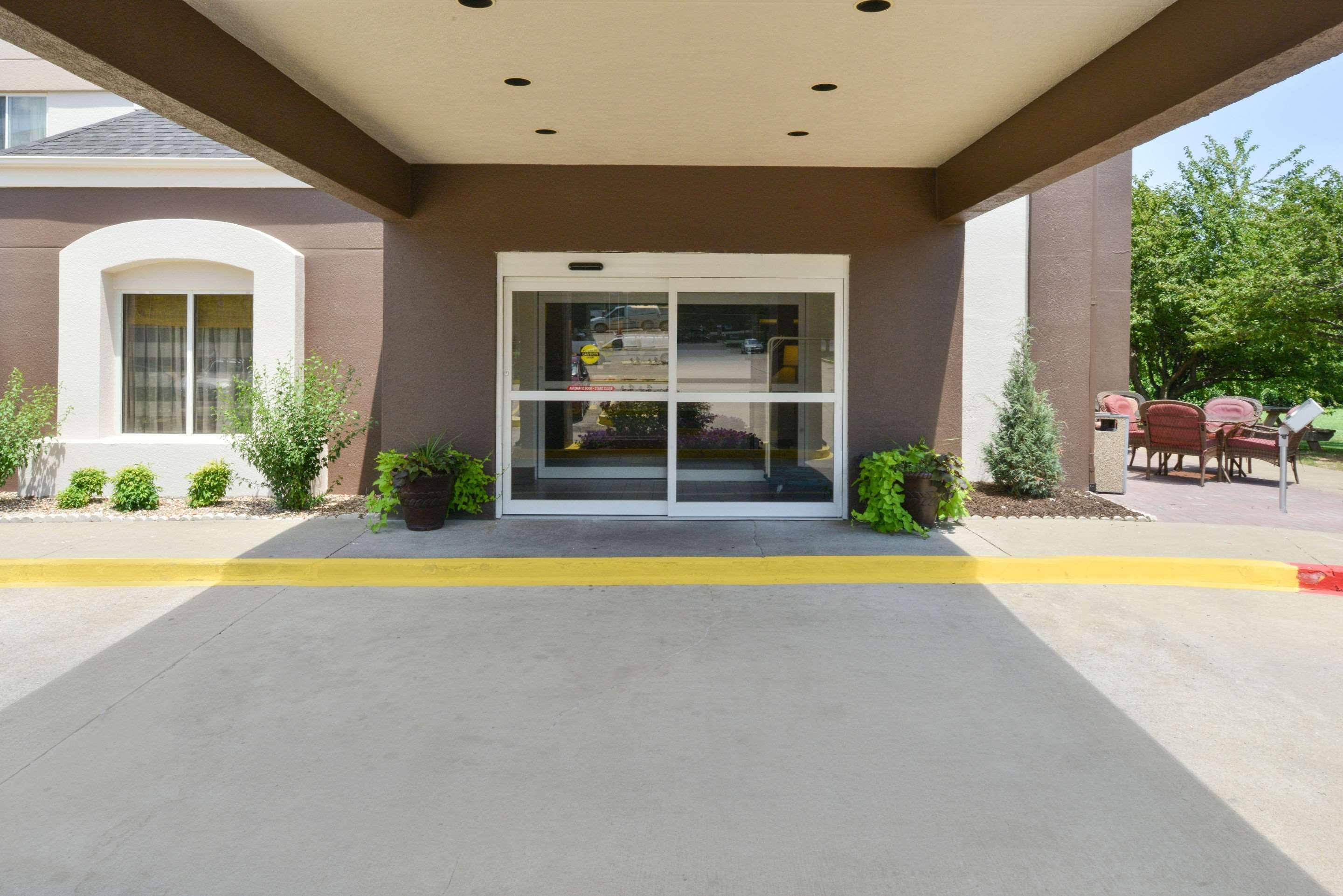 Sleep Inn Fayetteville North Exteriör bild